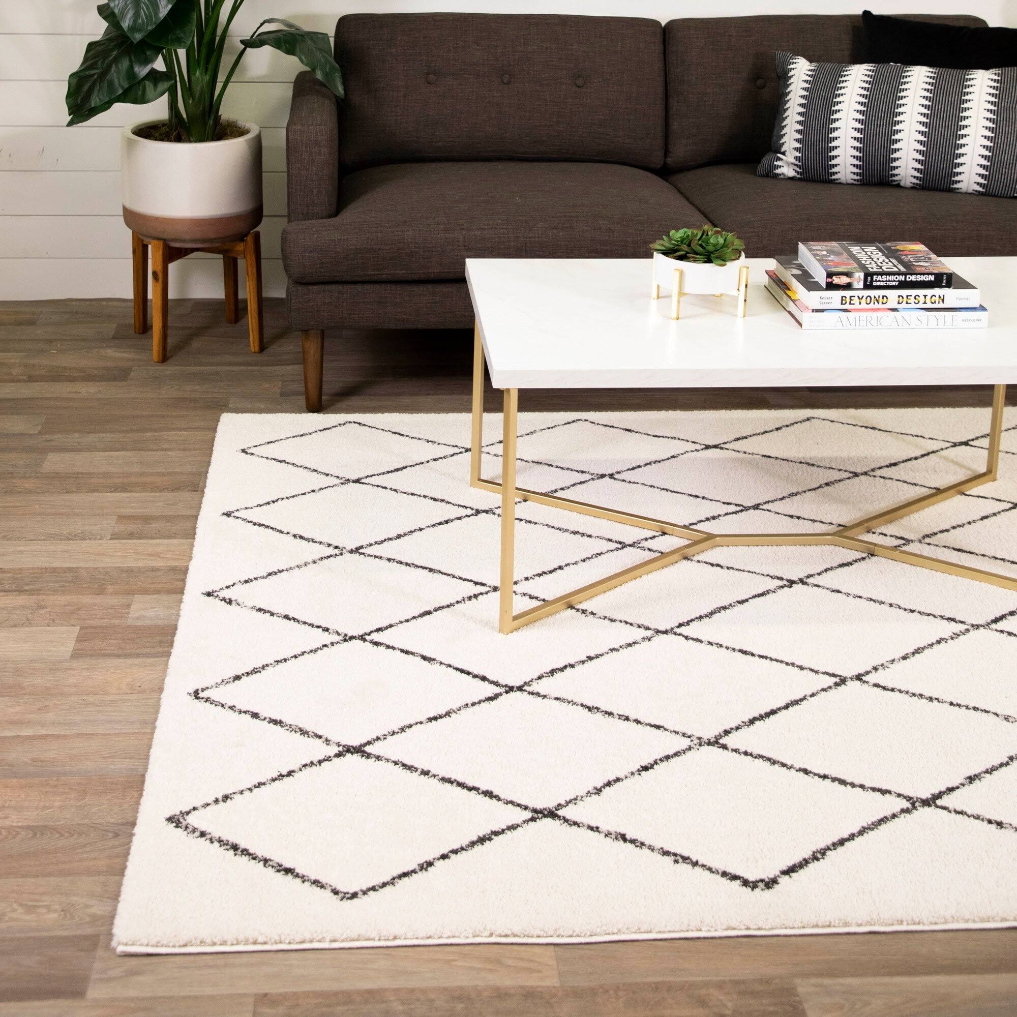 BALTA Grace Off-White 5 ft. x 7 ft. Diamond Trellis Area Rug, Beige