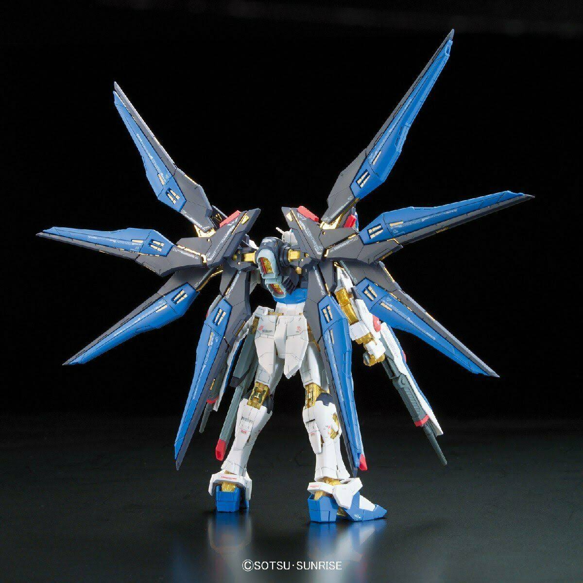 Bandai RG 1/144 ZGMF-X20A Strike Freedom Gundam Kit