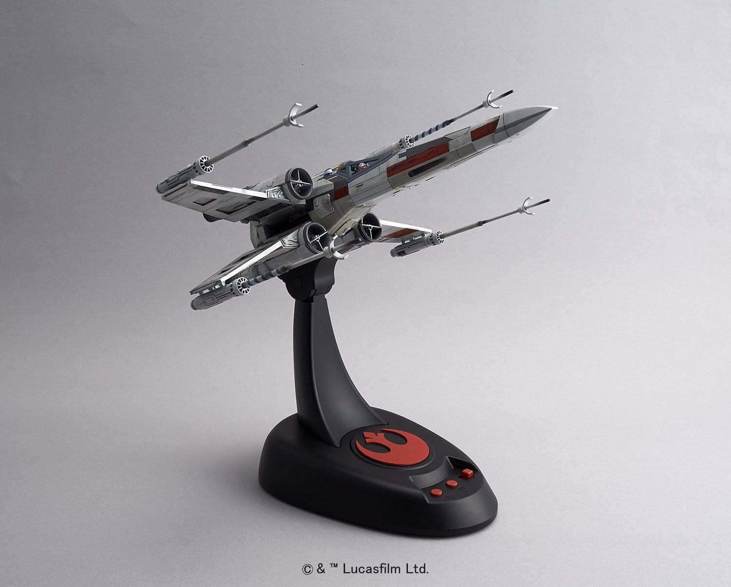 Bandai Star Wars X-Wing Starfighter Moving Edition 1/48 Scale Plastic Model