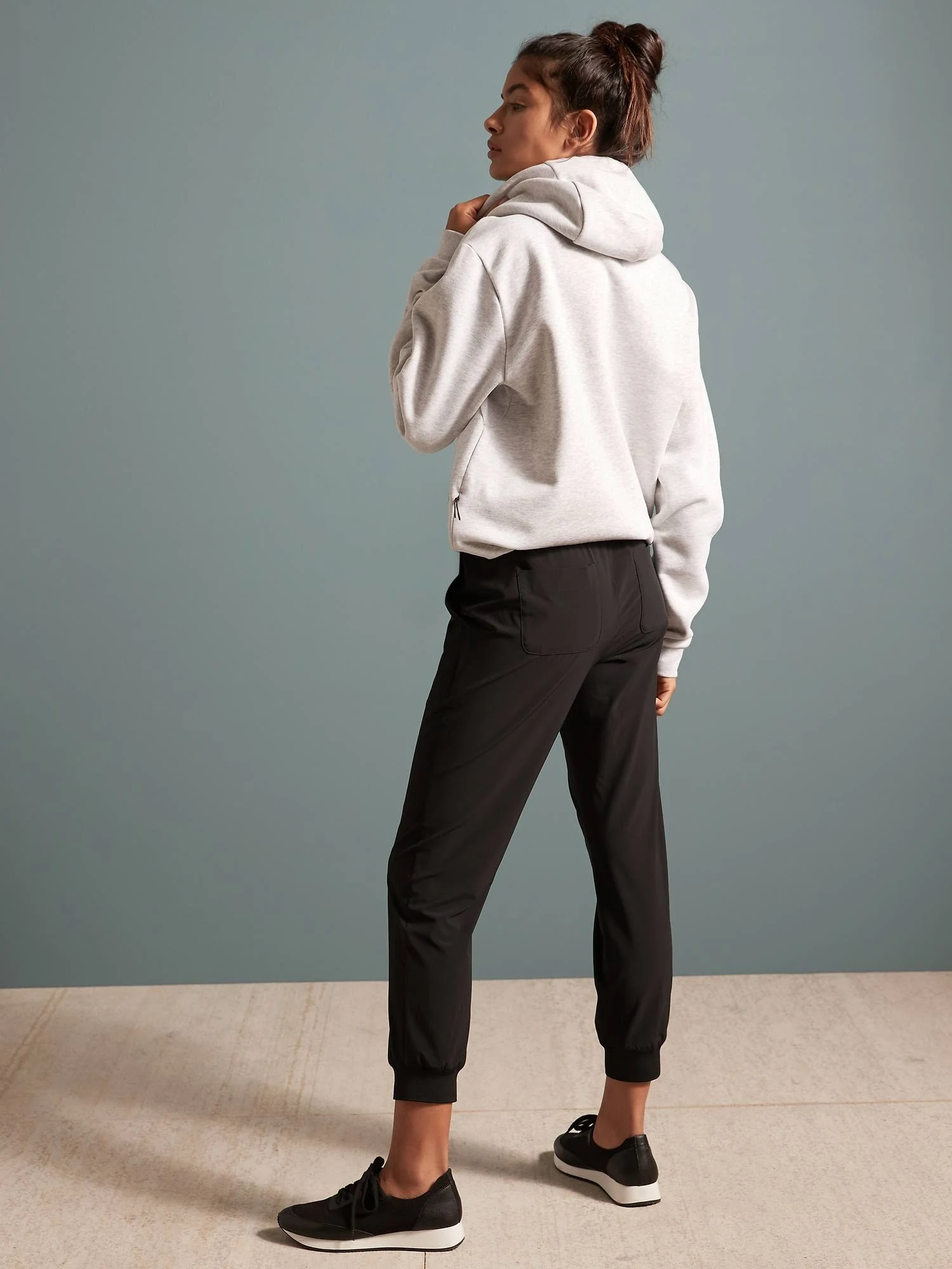 Banana Republic Women's Flyweight Jogger Black Size S