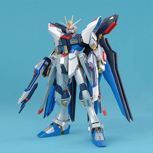 1/100 Scale mg Strike Freedom Gundam Extra Finish Version