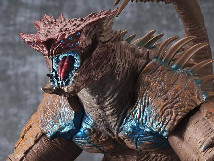 Pacific Rim Uprising: Shrikethorn Sofvi Spirits Action Figure