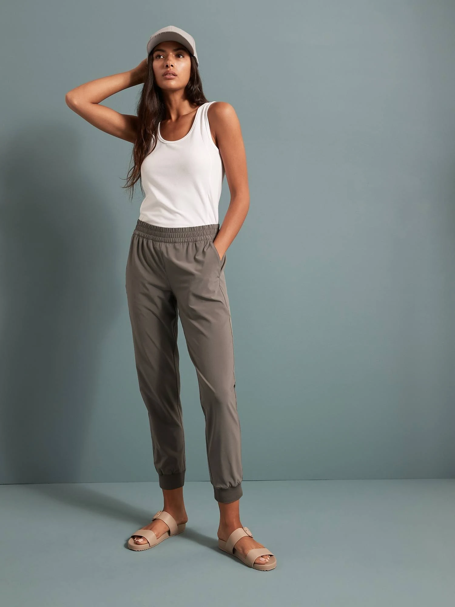 Banana Republic Women's Flyweight Jogger Dusty Olive Green Size XL