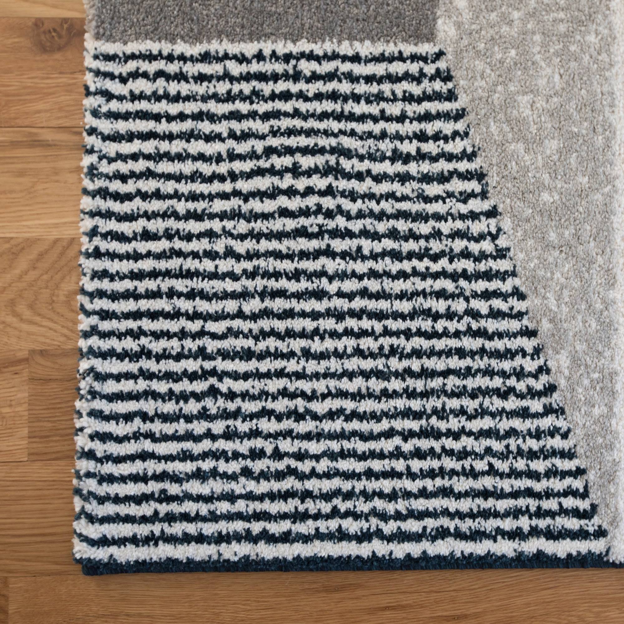 Carson Carrington Taxerud Abstract Indoor Area Rug - 2& x 7& Runner - Navy