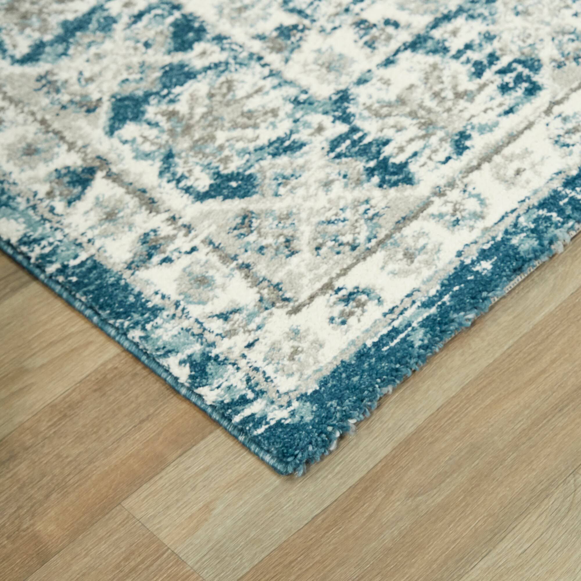 Roche Distressed Oriental Area Rug - 2&7x22 x 7& - Teal