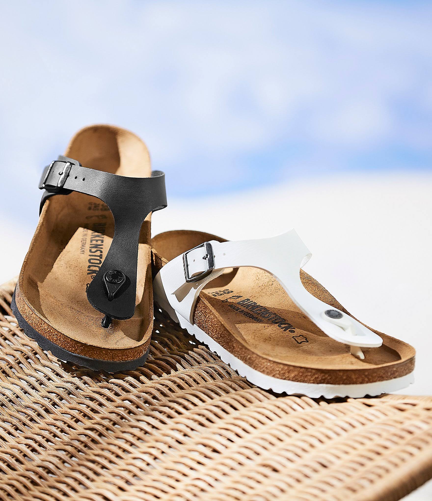 Birkenstock Women's Gizeh Sandal - 41 - Golden Brown Birko-Flor