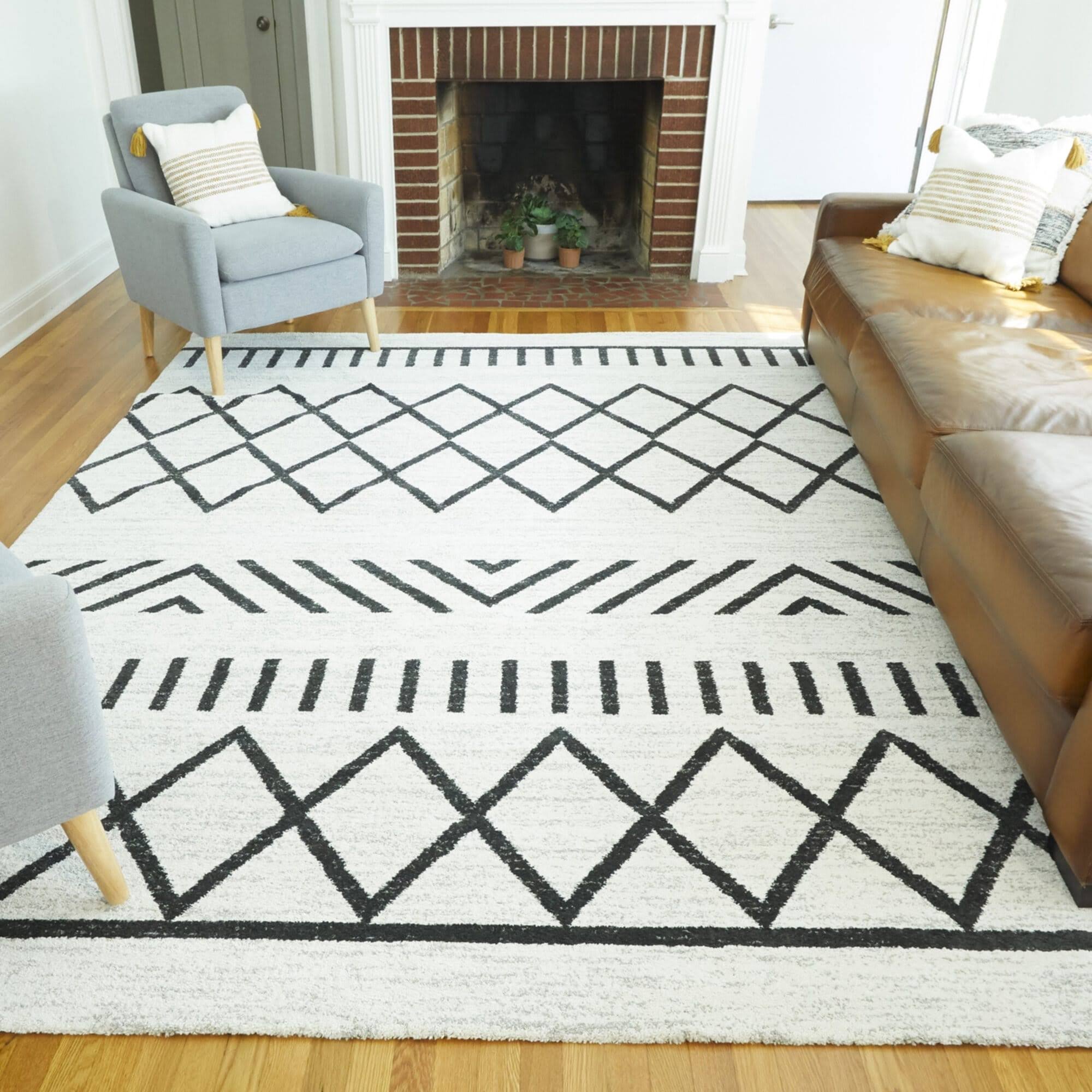 Carson Carrington Salsaker Geometric Indoor Area Rug - 7&10x22 x 10& - Off-White