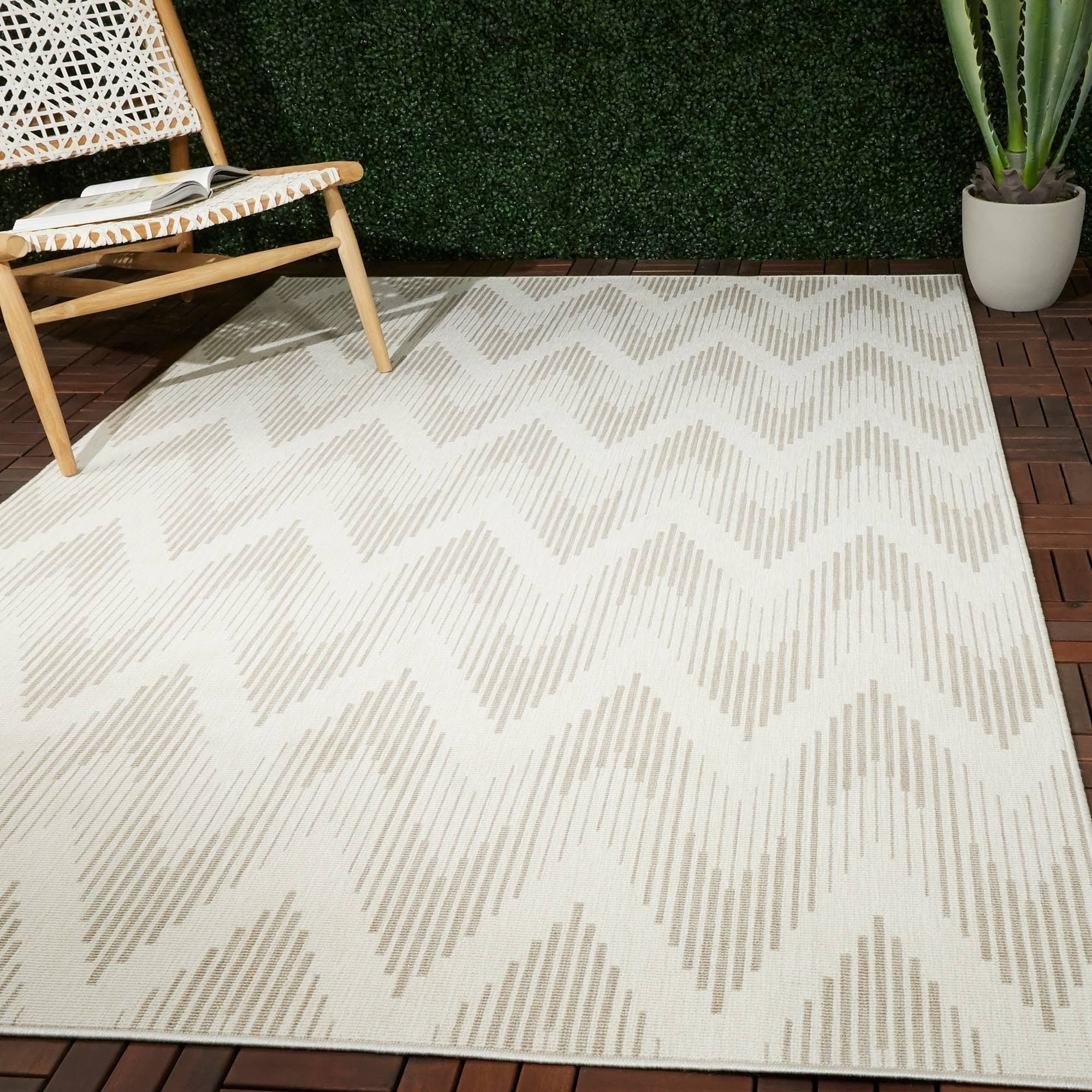 BALTA Coville Beige 5 ft. x 7 ft. Chevron Indoor/Outdoor Area Rug