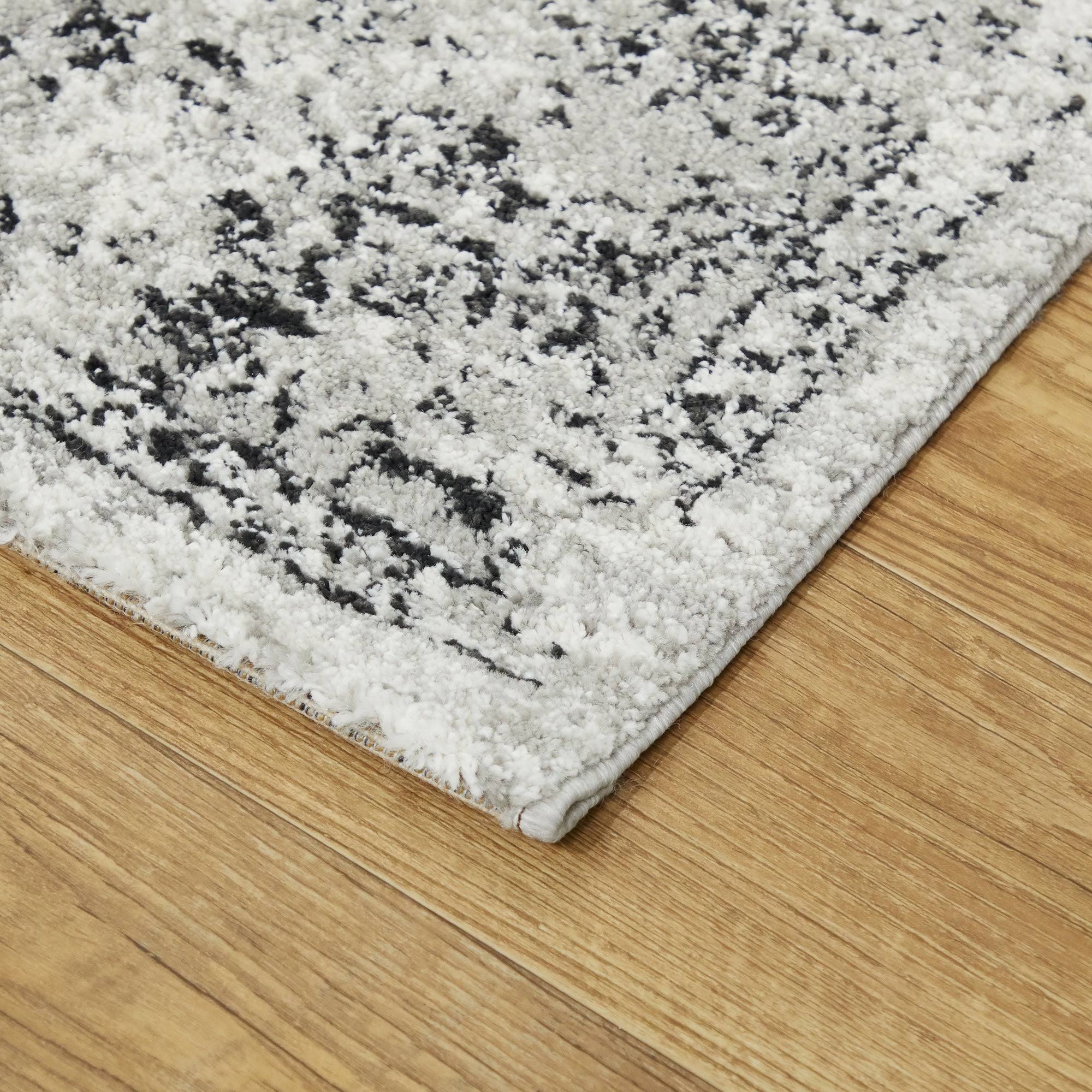 Casteau Distressed Oriental Area Rug - 2' x 7' Runner - Medium Grey