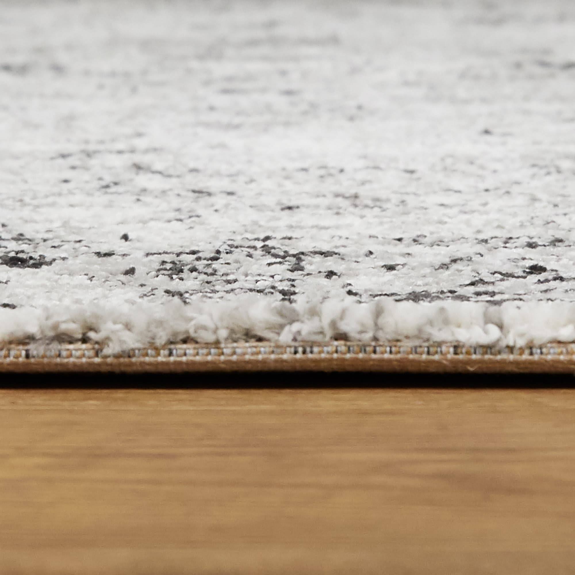 Casteau Distressed Oriental Area Rug - 2' x 7' Runner - Medium Grey