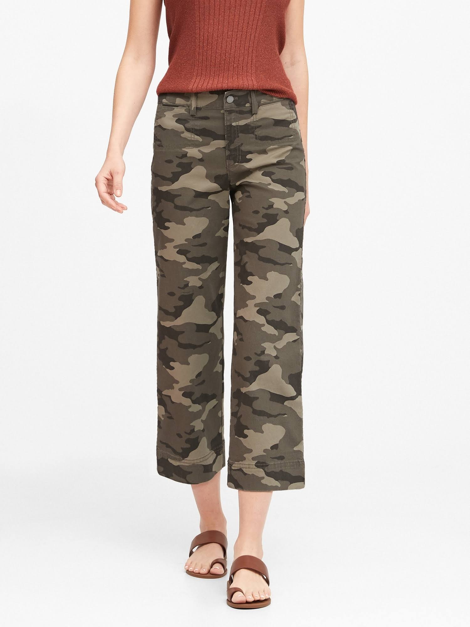 Banana Republic Women's High-Rise Wide-Leg Cropped Chino Pant Olive Green Camo Size 0 Regular