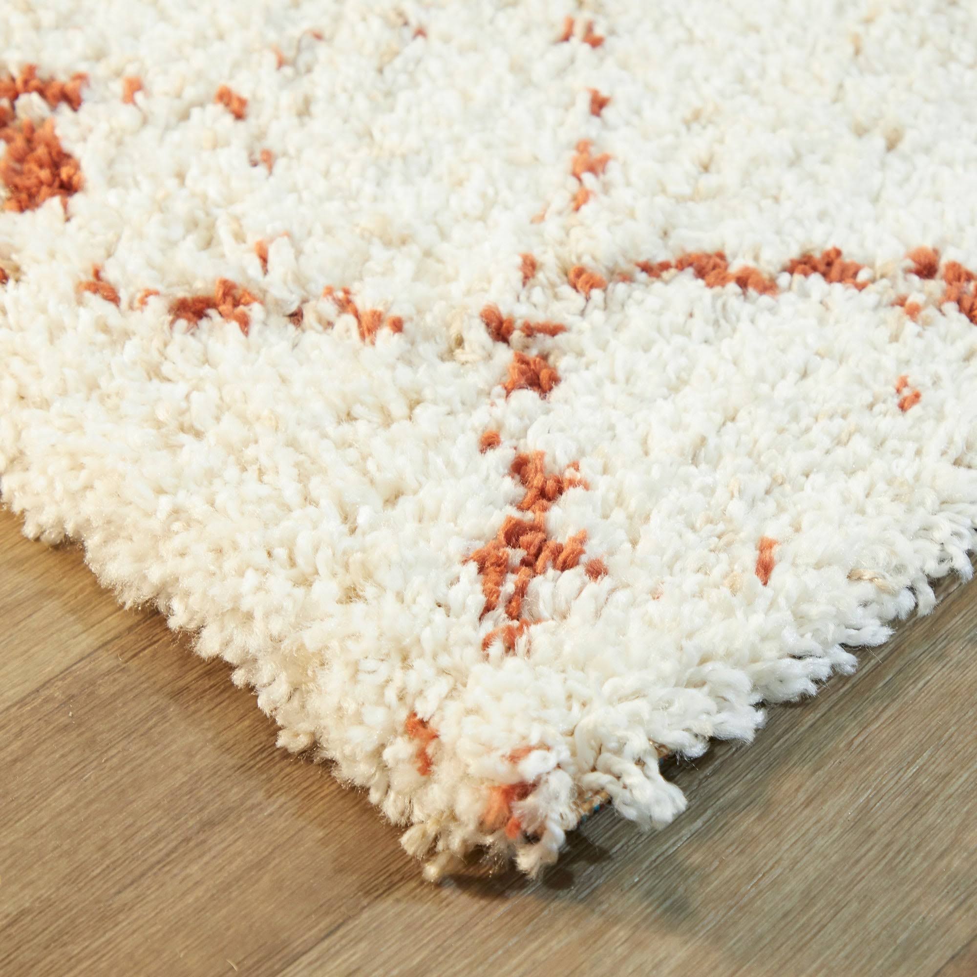 Albini Tribal Shag Area Rug - White/Grey - 7&10x22 x 10&