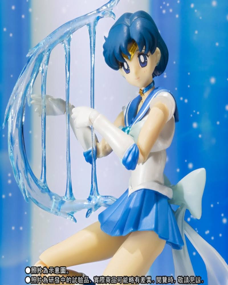 S.H. Figuarts Super Sailor Mercury Sailor Moon Action Figure