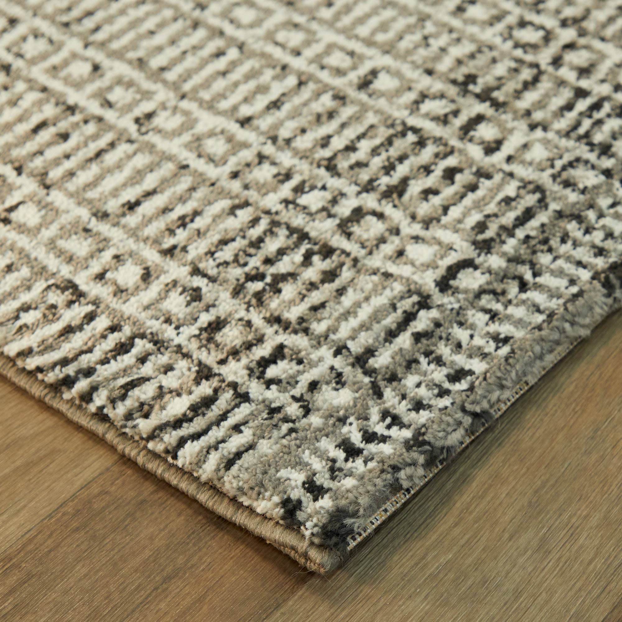 Karsyn Modern Geometric Area Rug - Grey - 5&3x22 x 7&