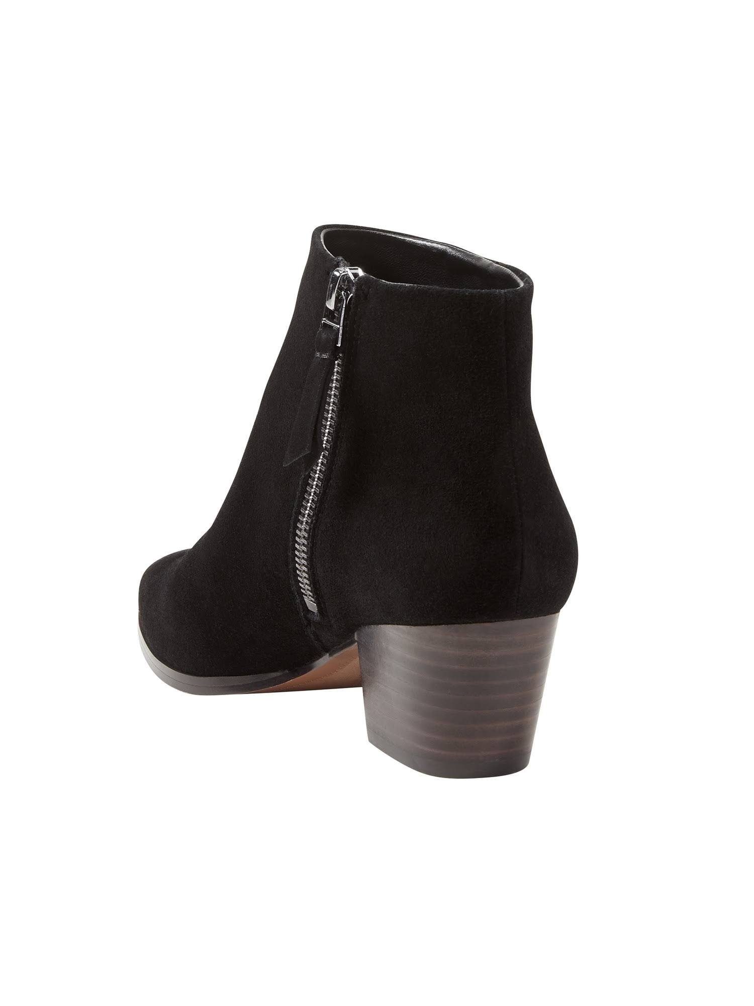 Banana Republic Women's Everyday Bootie Black Suede Size 6