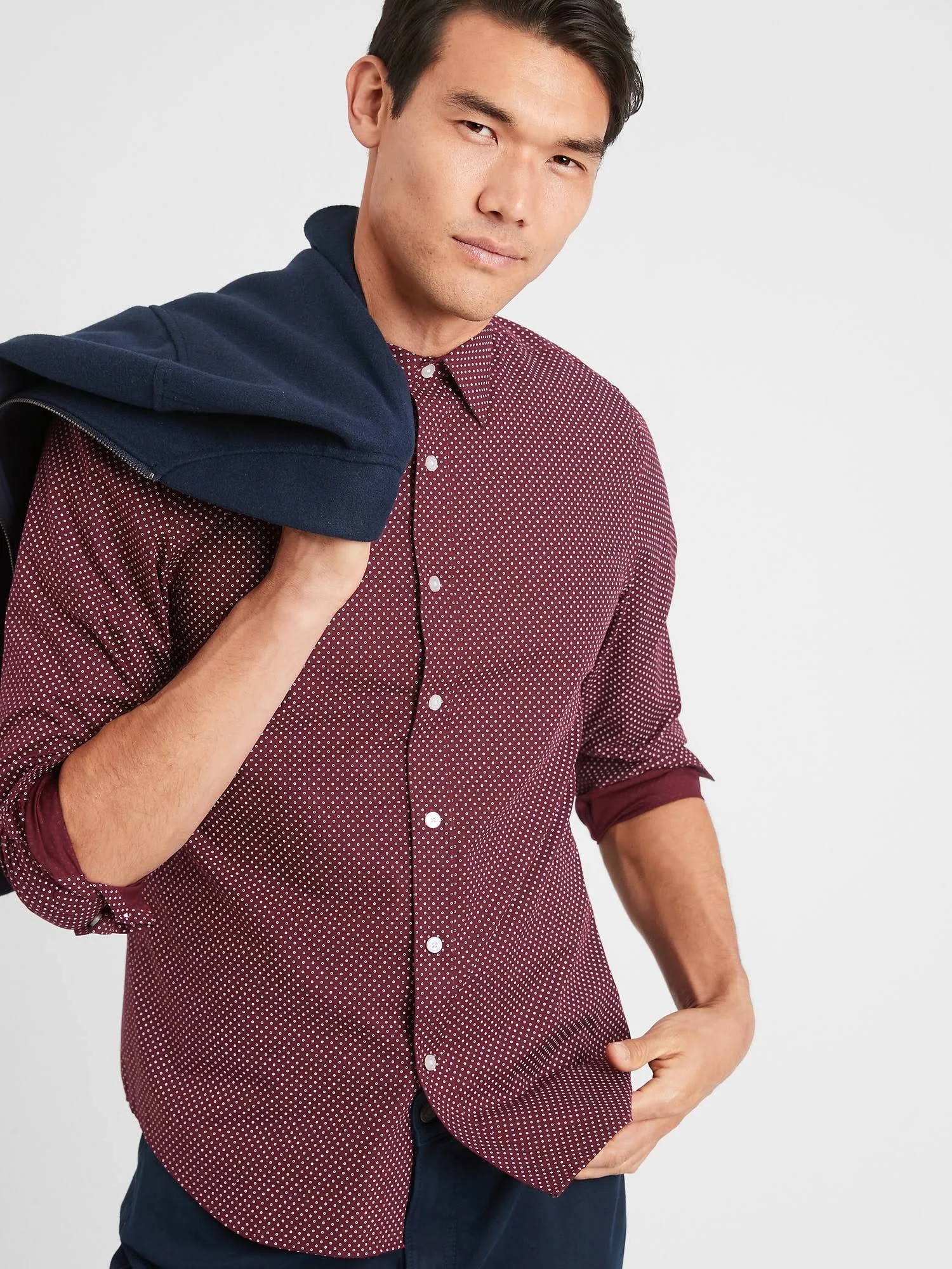 Men's Slim-Fit Untucked Non-Iron Shirt Burgundy