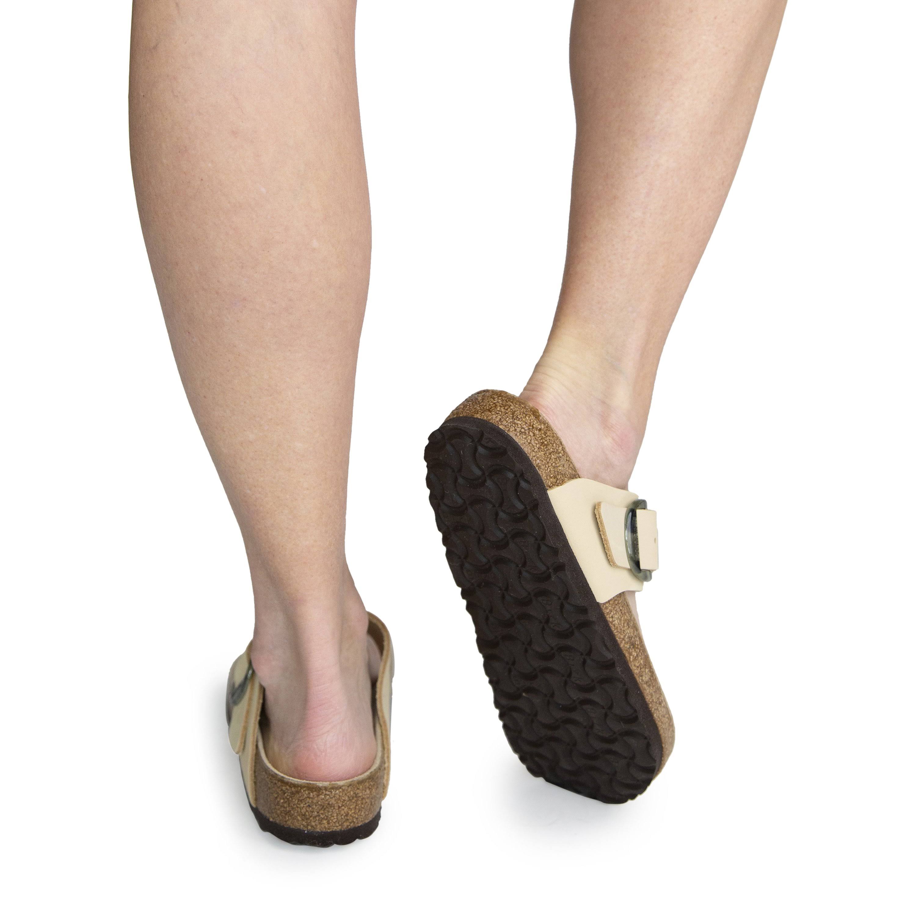 Birkenstock Gizeh Big Buckle Sandal 38 / Fuchsia (Pink)