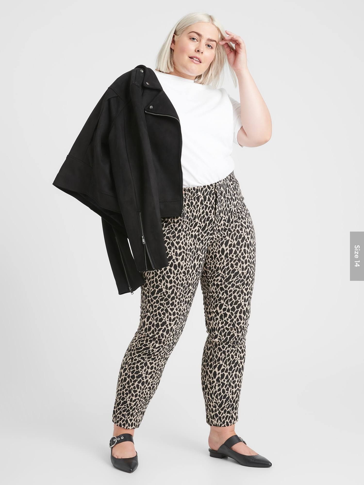 Banana Republic Women's Classic-Skinny Sloan Pant Giraffe Print Size 6 Long