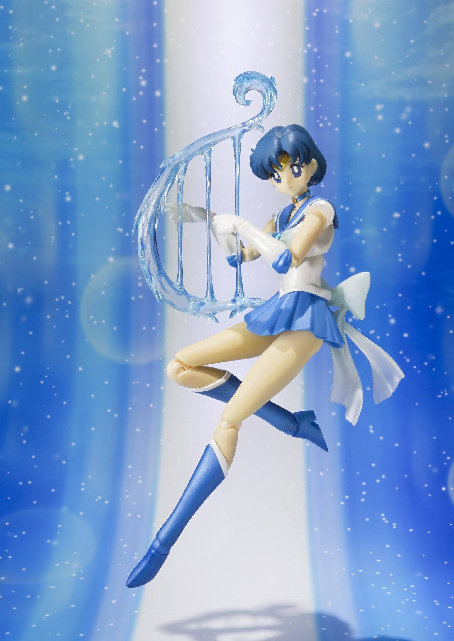 S.H. Figuarts Super Sailor Mercury Sailor Moon Action Figure