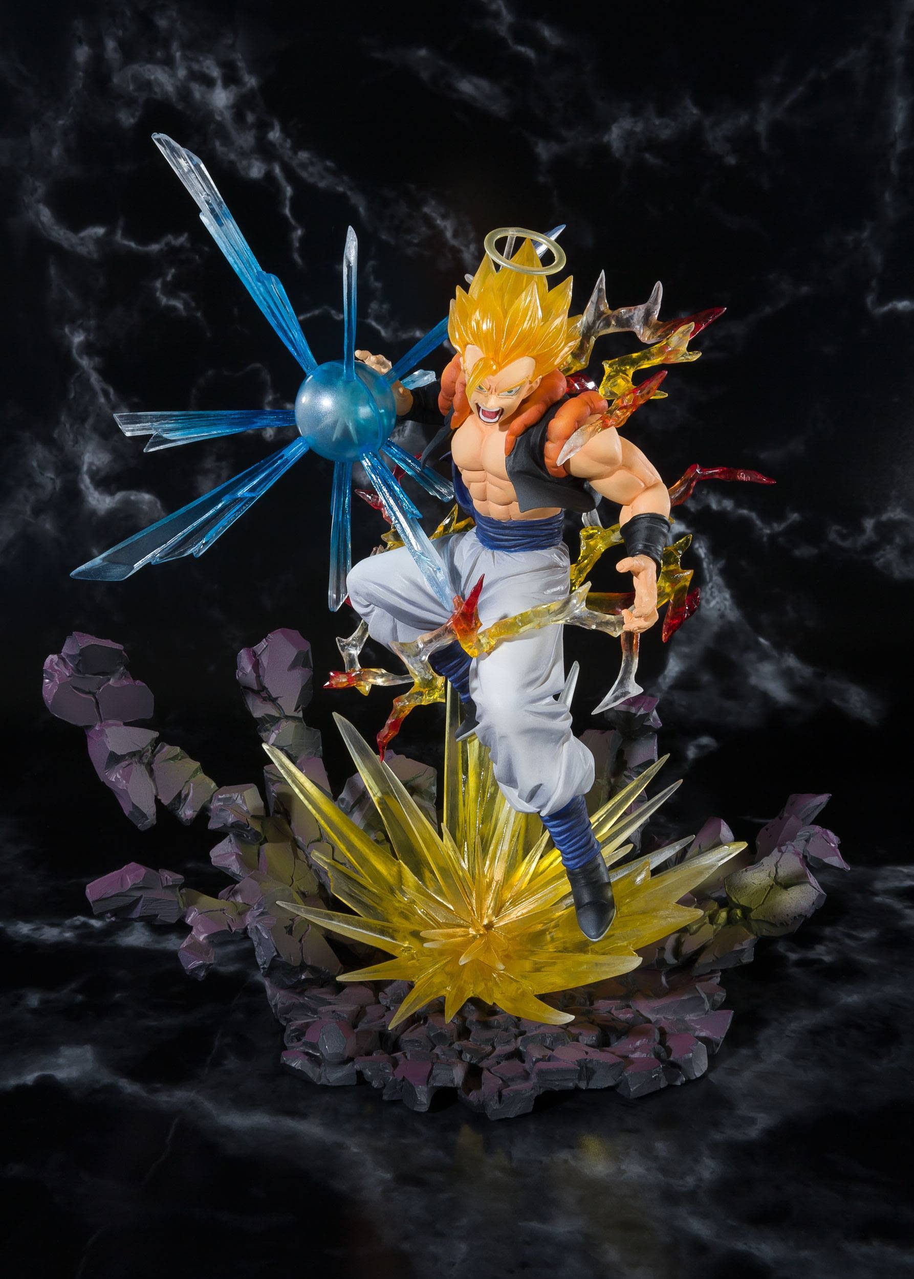 Figuarts Zero Dragon Ball Z Super Saiyan Gogeta