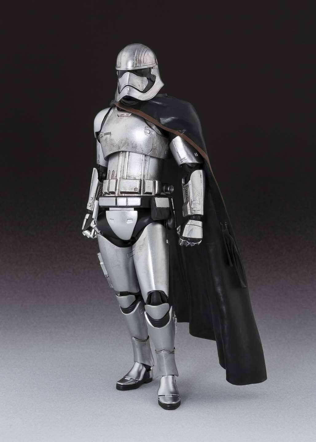 S.H.Figuarts Star Wars Captain Phasma 155mm PVC Figure