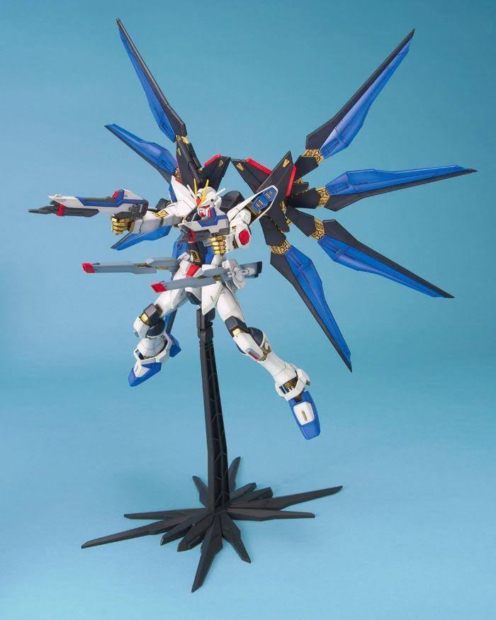 Bandai mg ZGMF-X20A Strike Freedom Gundam (Seed) 1/100