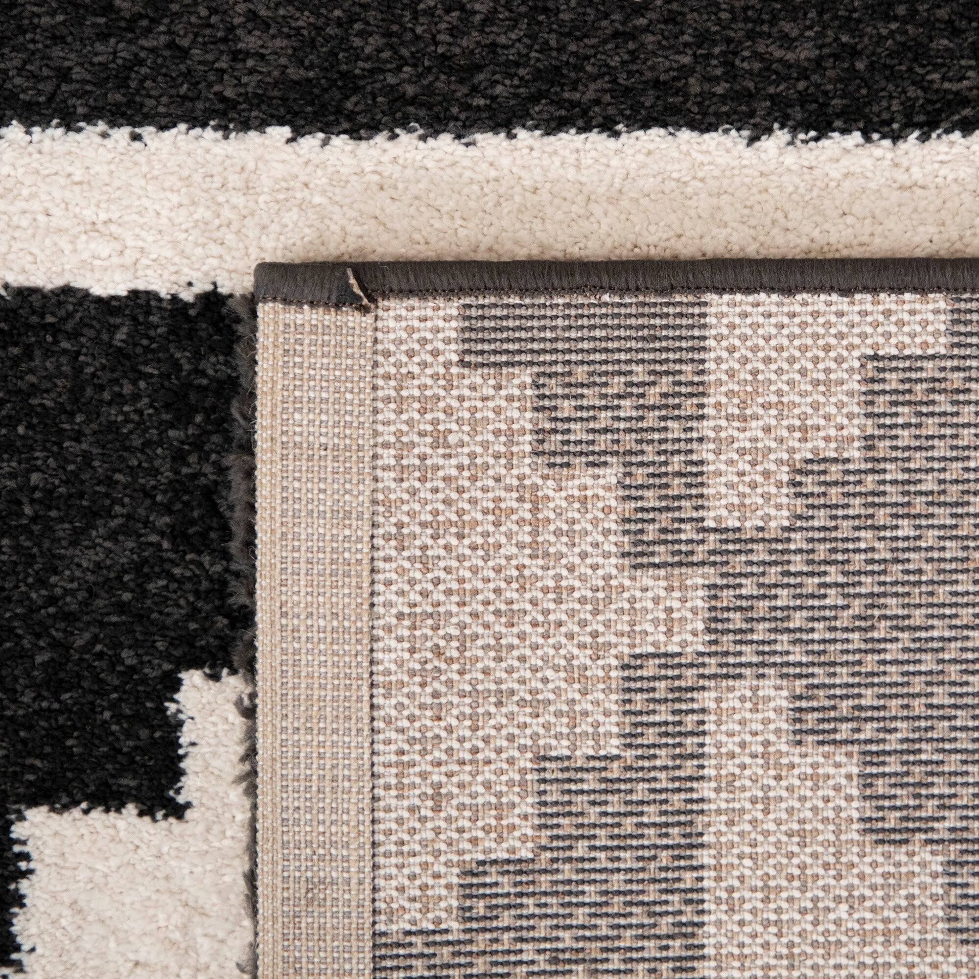 Karine Geometric Indoor Area Rug - 2& x 7& Runner - Cream