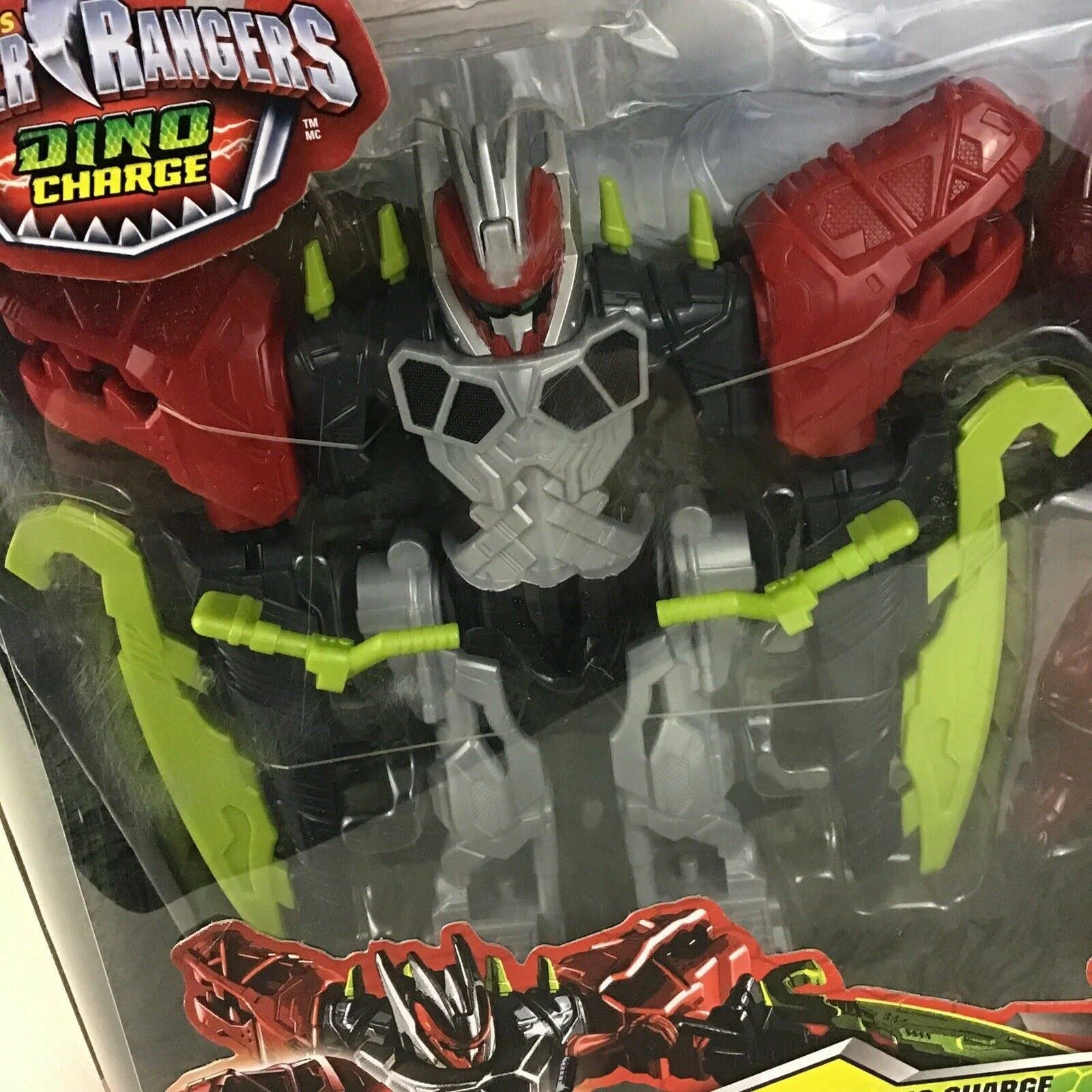Power Rangers Dino Charge - Deluxe Dino Charge Zord Armor Ranger