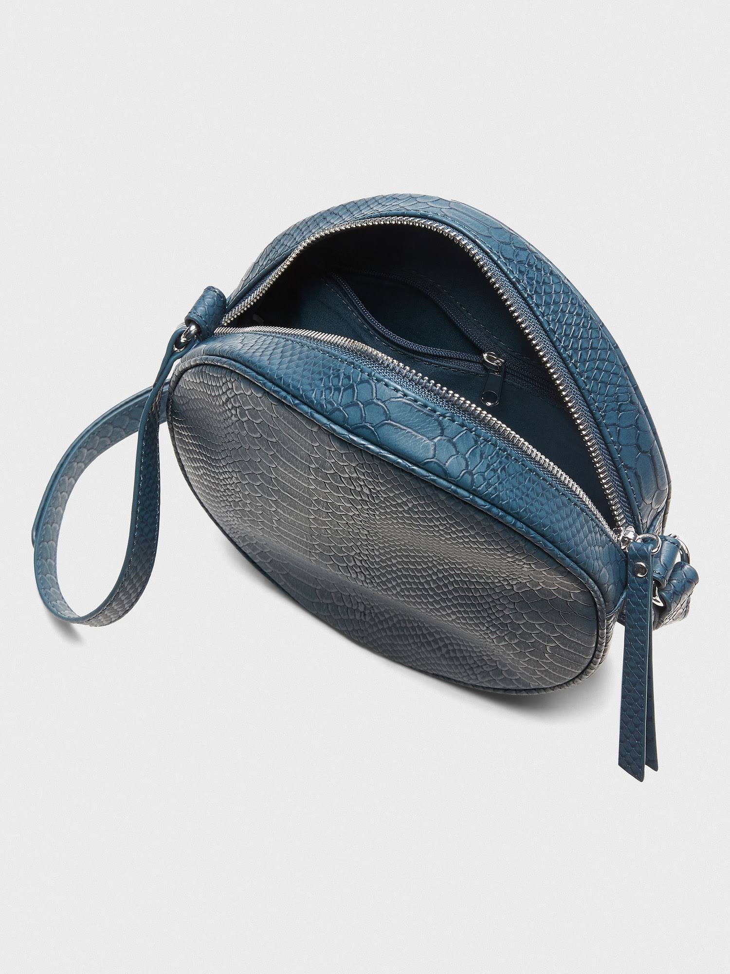 Banana Republic Factory Women's Round Crocodile Crossbody Teal Ocean Regular Size One Size