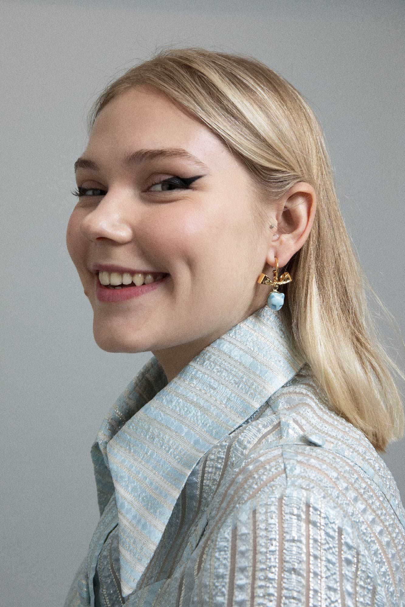 CAT & BOW EARRINGS