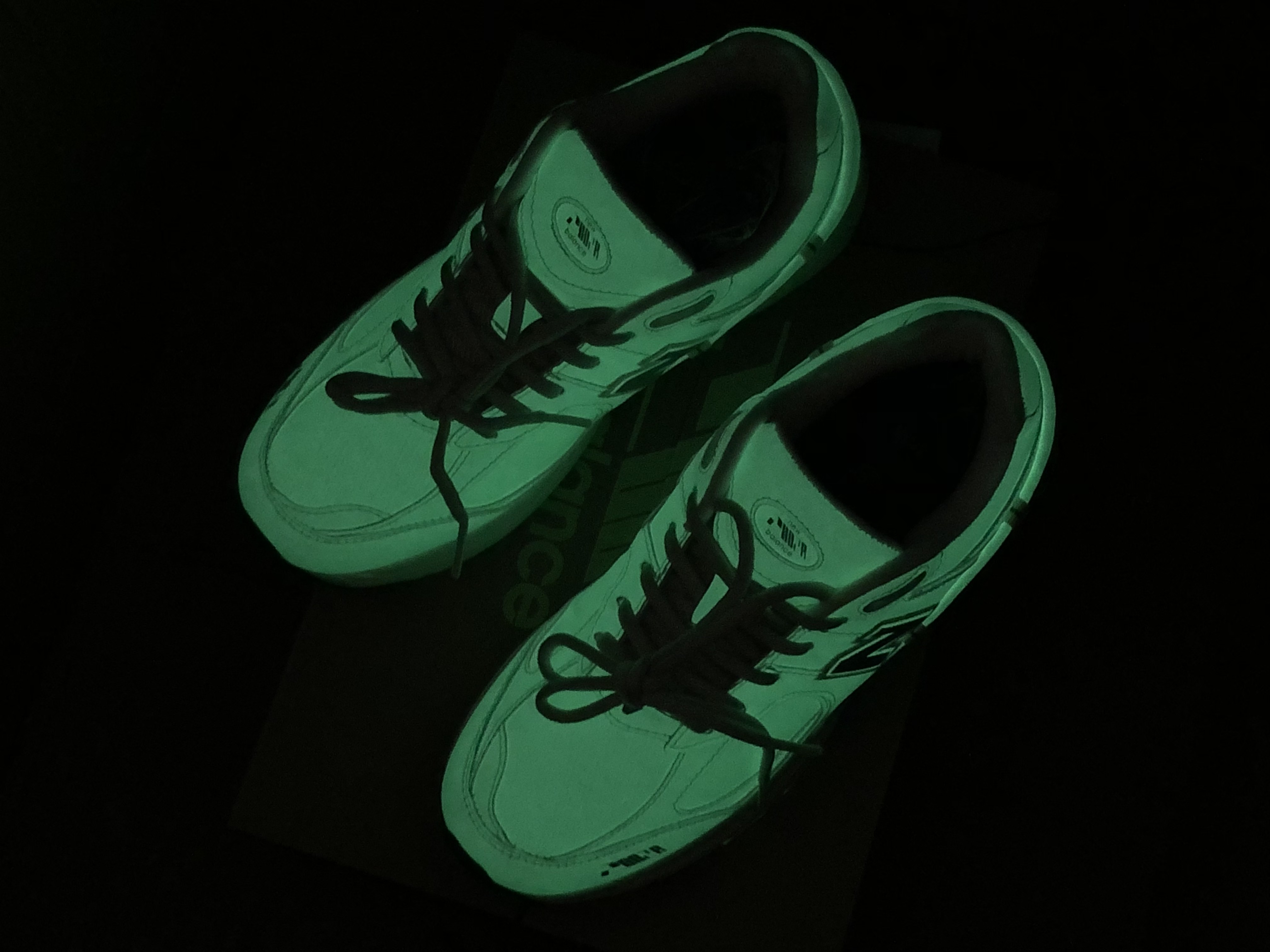 New Balance 2002R Glow