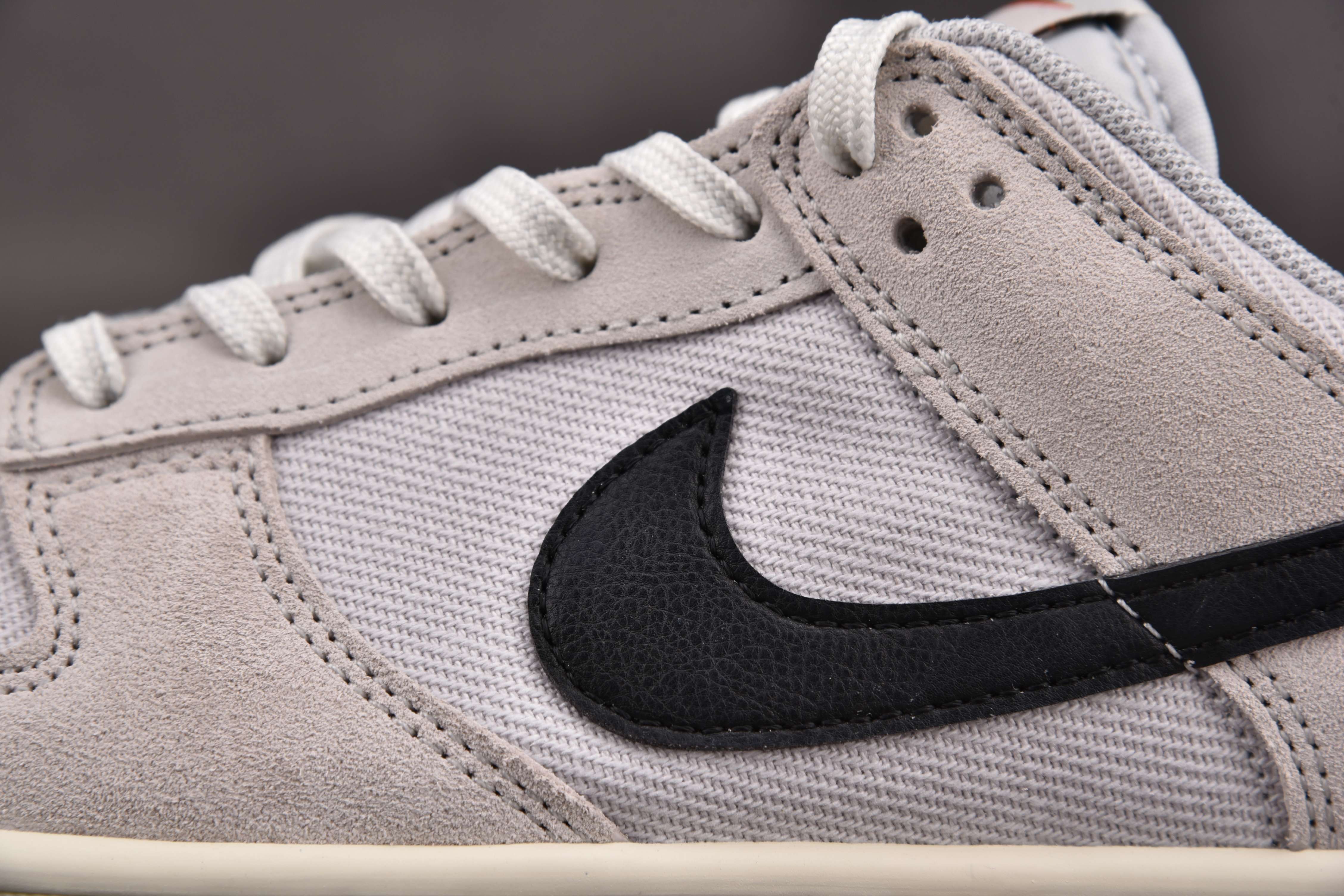 Nike Dunk Low Certified Fresh