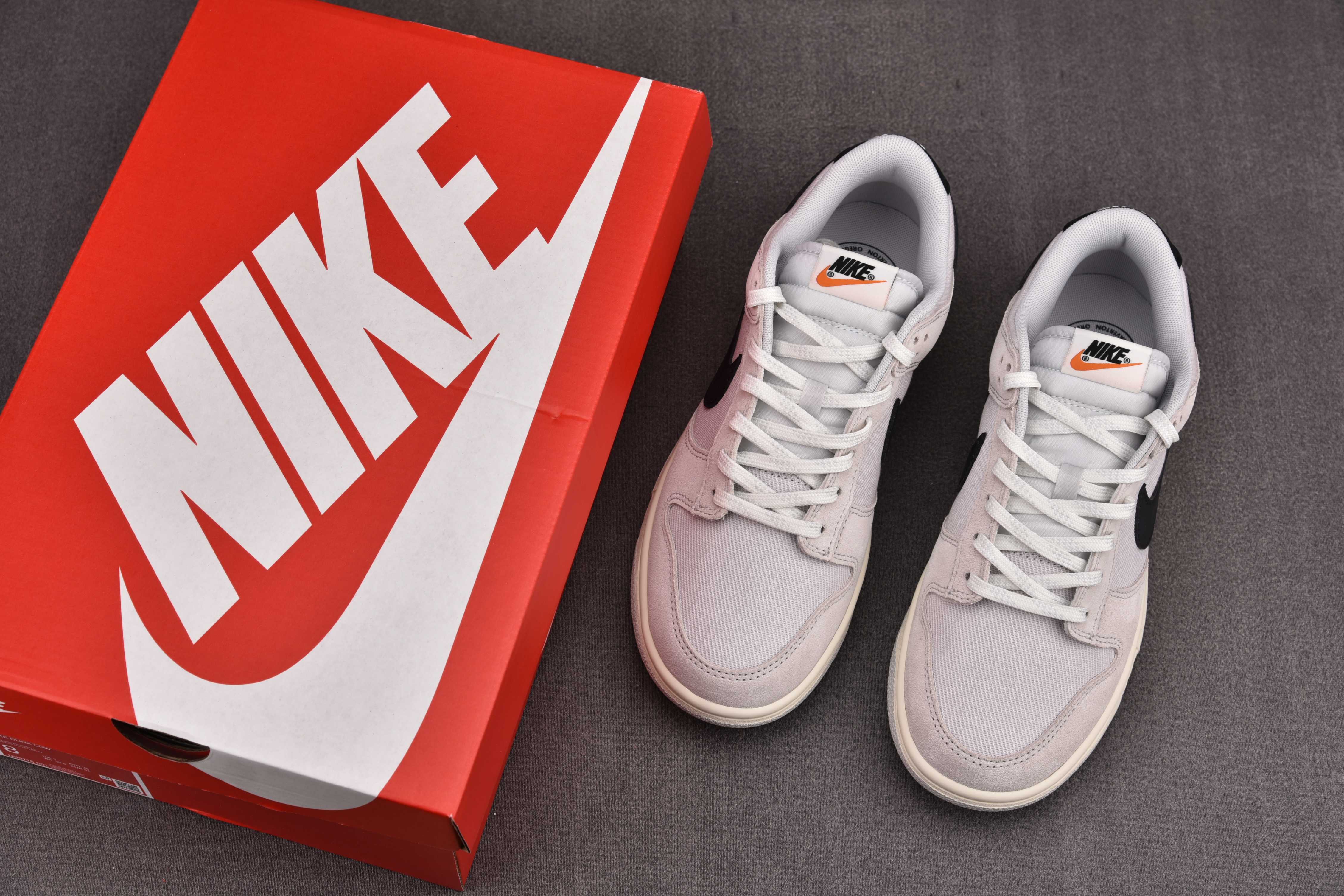 Nike Dunk Low Certified Fresh