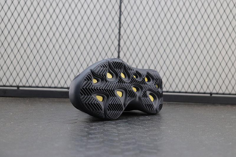 Adidas Yeezy 700 V3 Alvah