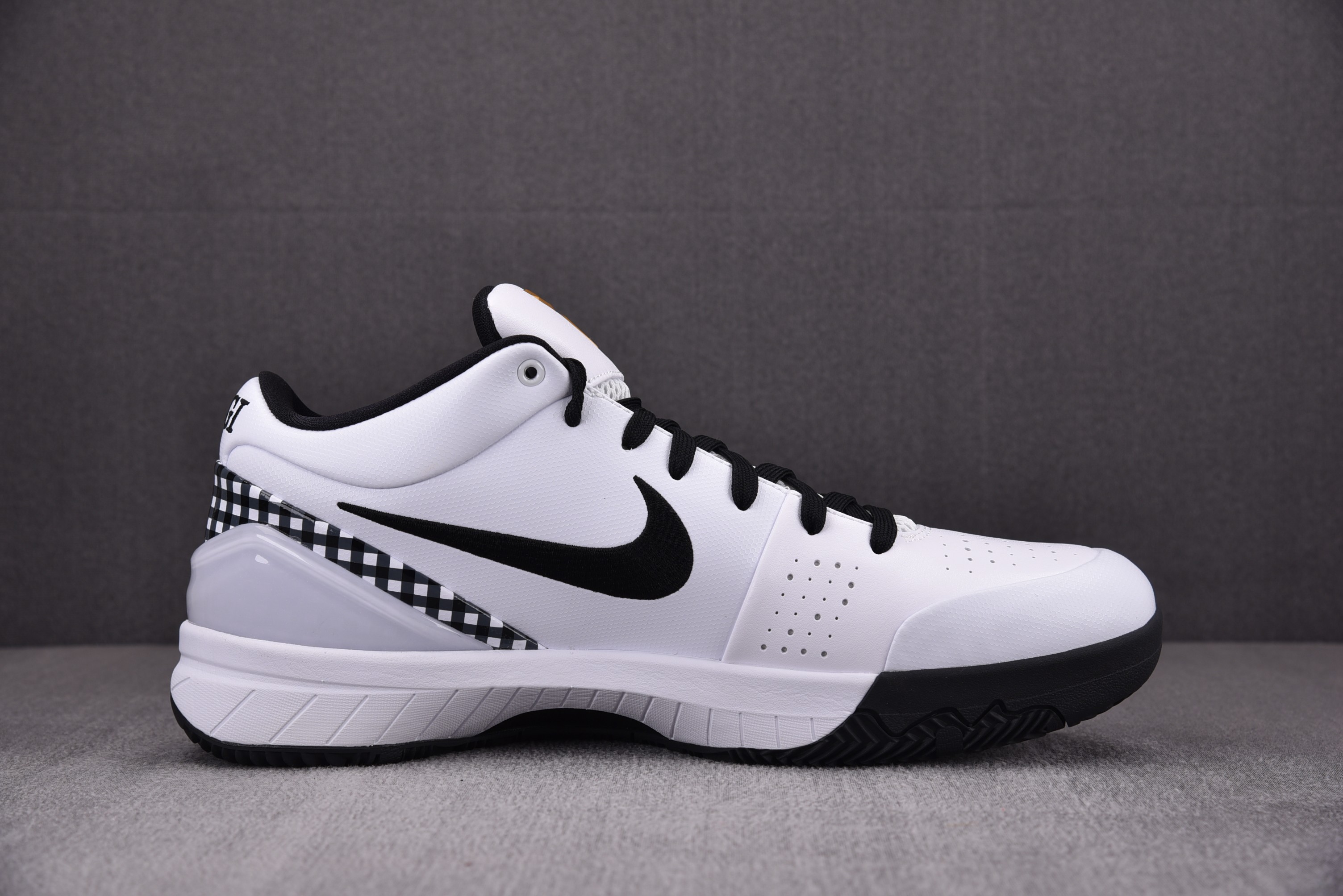 Nike Kobe 4 Protro Mambacita Gigi