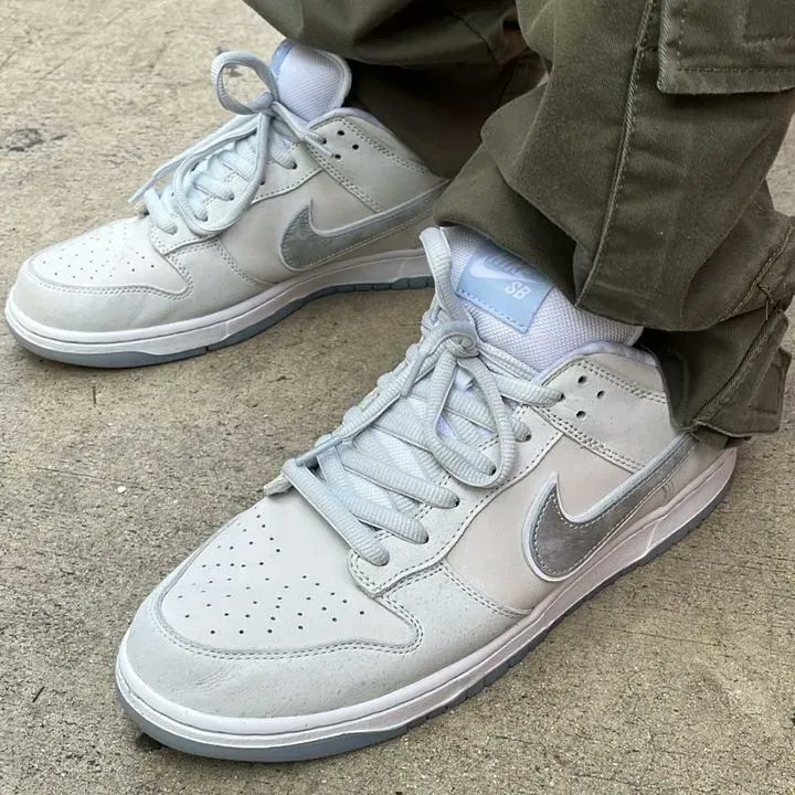 Nike SB Dunk Low White Lobster (Friends and Family)(Black Ruber Ring)