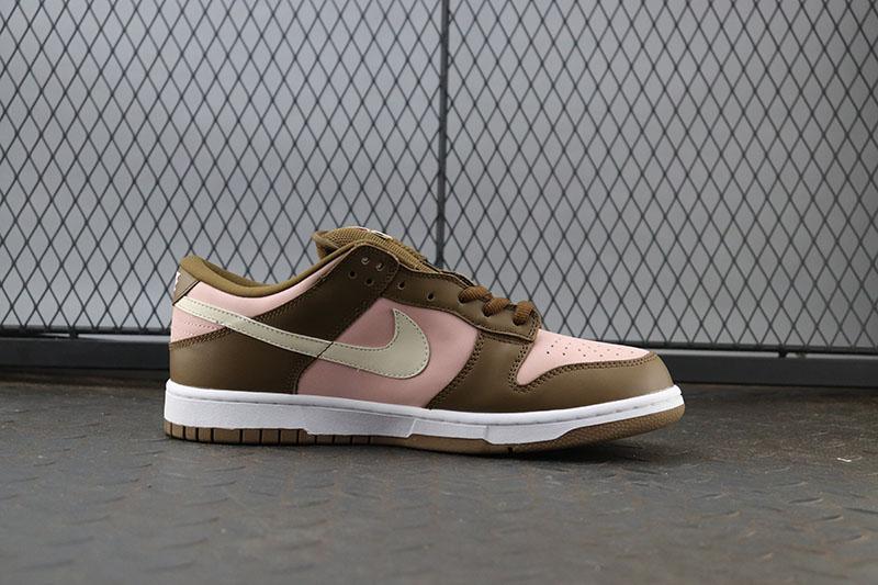 Nike Dunk SB Low Stussy Cherry