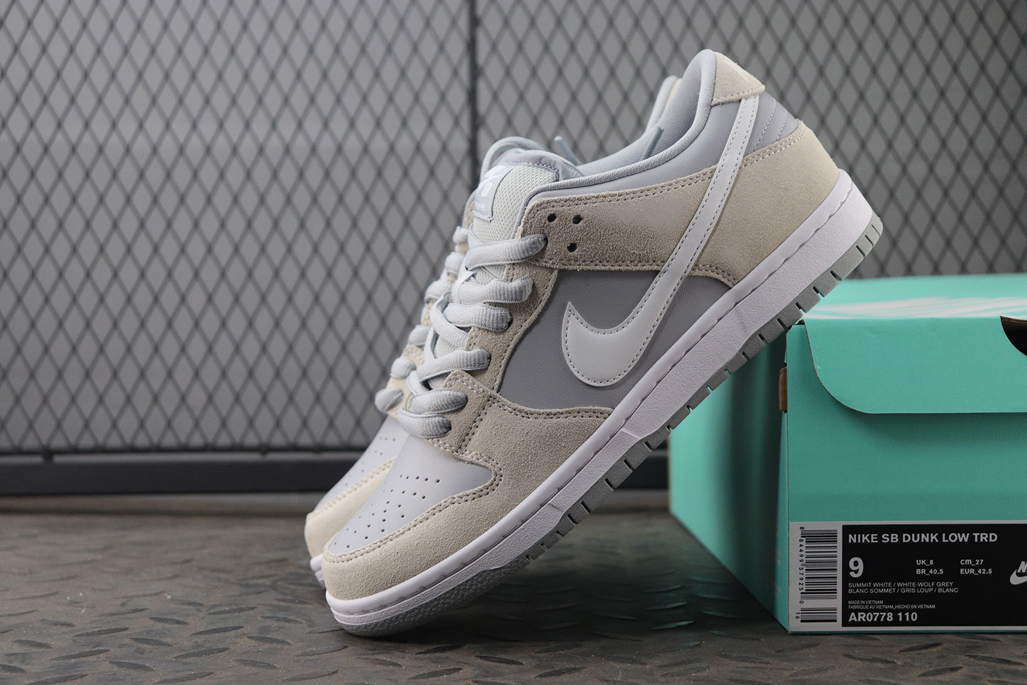【Clearance】Nike SB Dunk Low Summit White Wolf Grey（US4.5）
