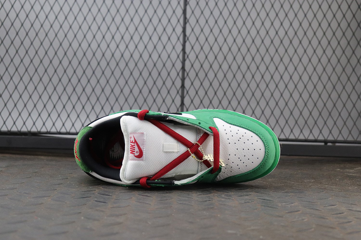 Nike SB Dunk Low Pro Heineken