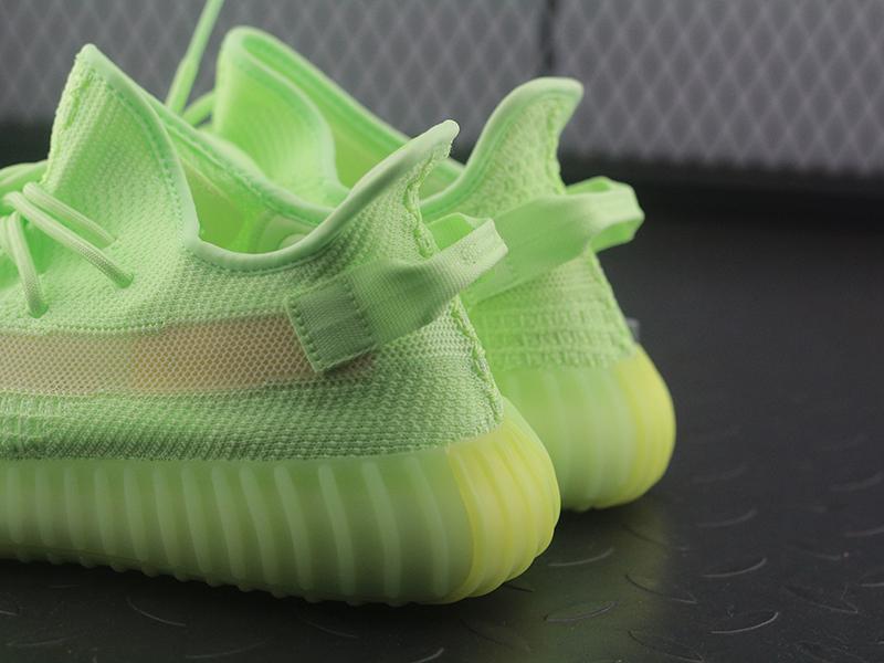 adidas Yeezy Boost 350 V2 Glow