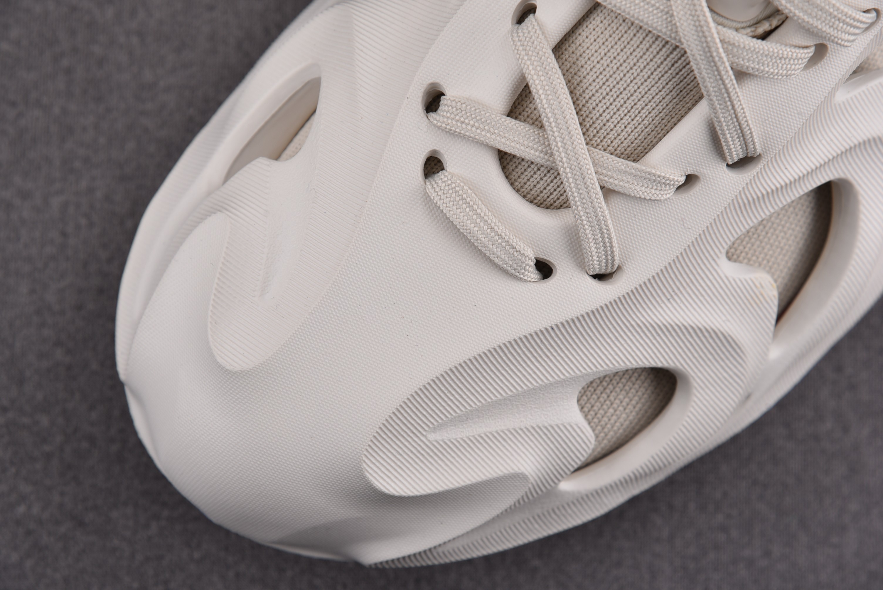 adidas adiFOM Q Off White