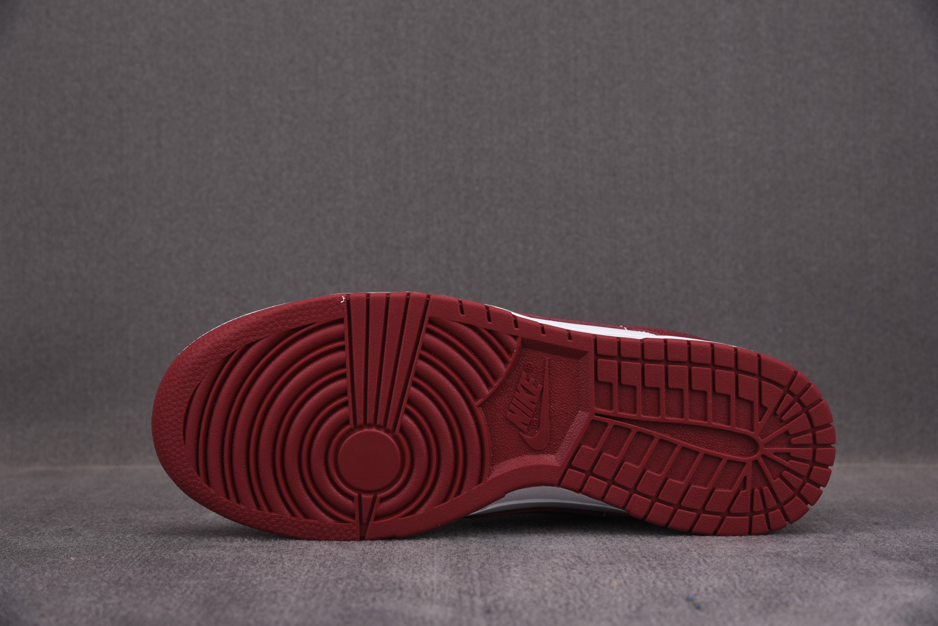 Nike Dunk Low Team Red (2022)