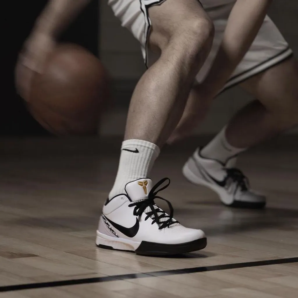 Nike Kobe 4 Protro Mambacita Gigi