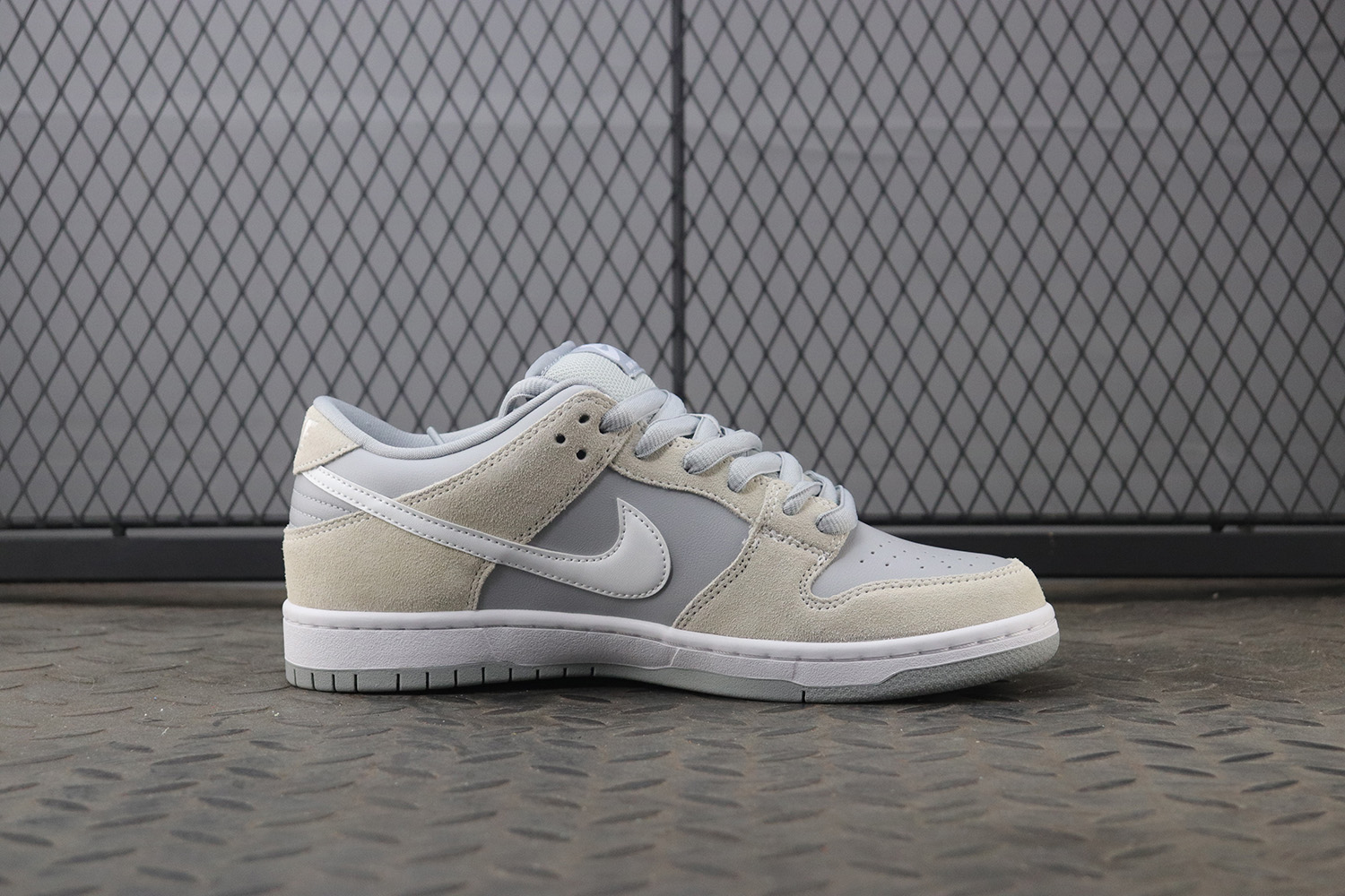 【Clearance】Nike SB Dunk Low Summit White Wolf Grey（US4.5）