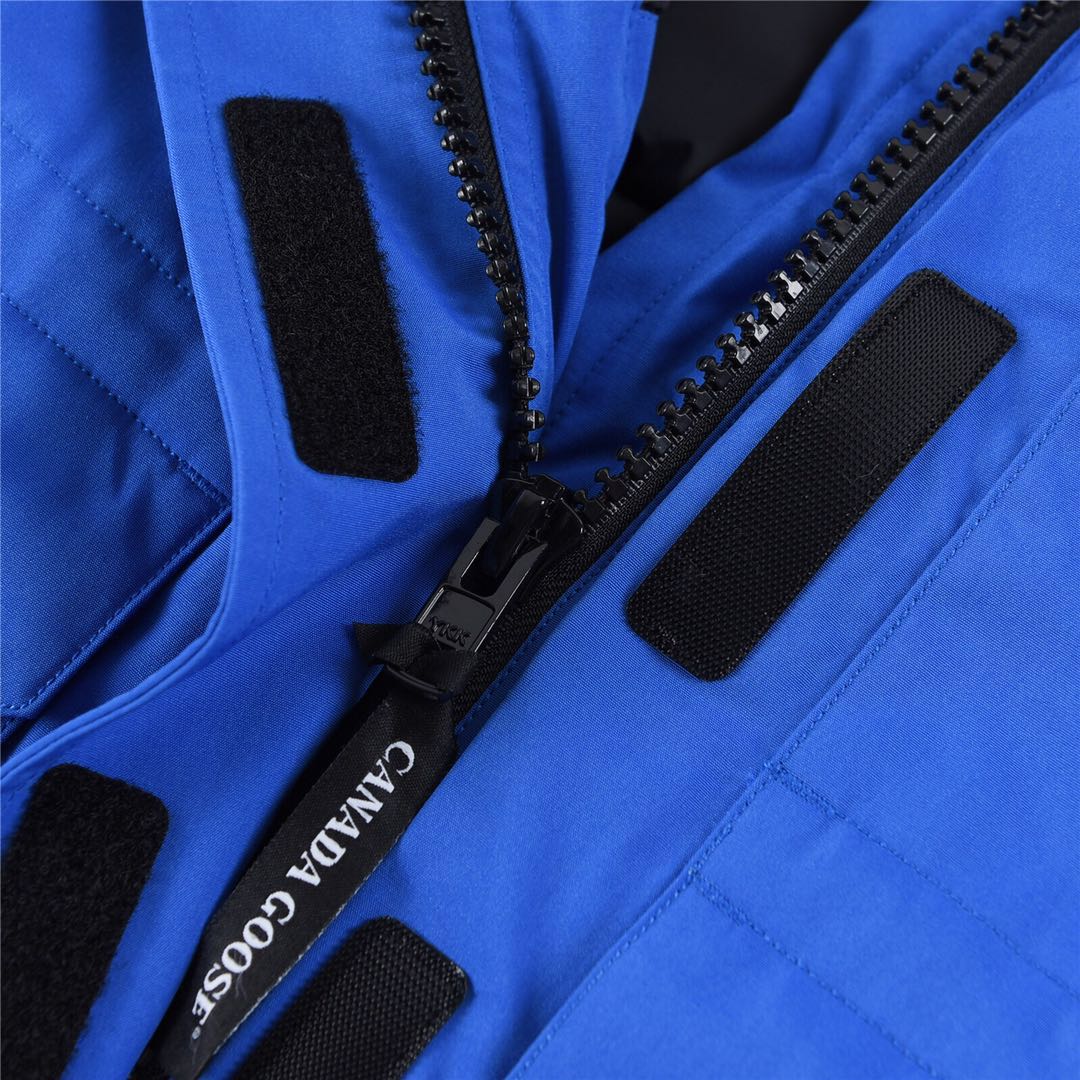 09 Canada Gooxx Expedition 4660L Blue Female