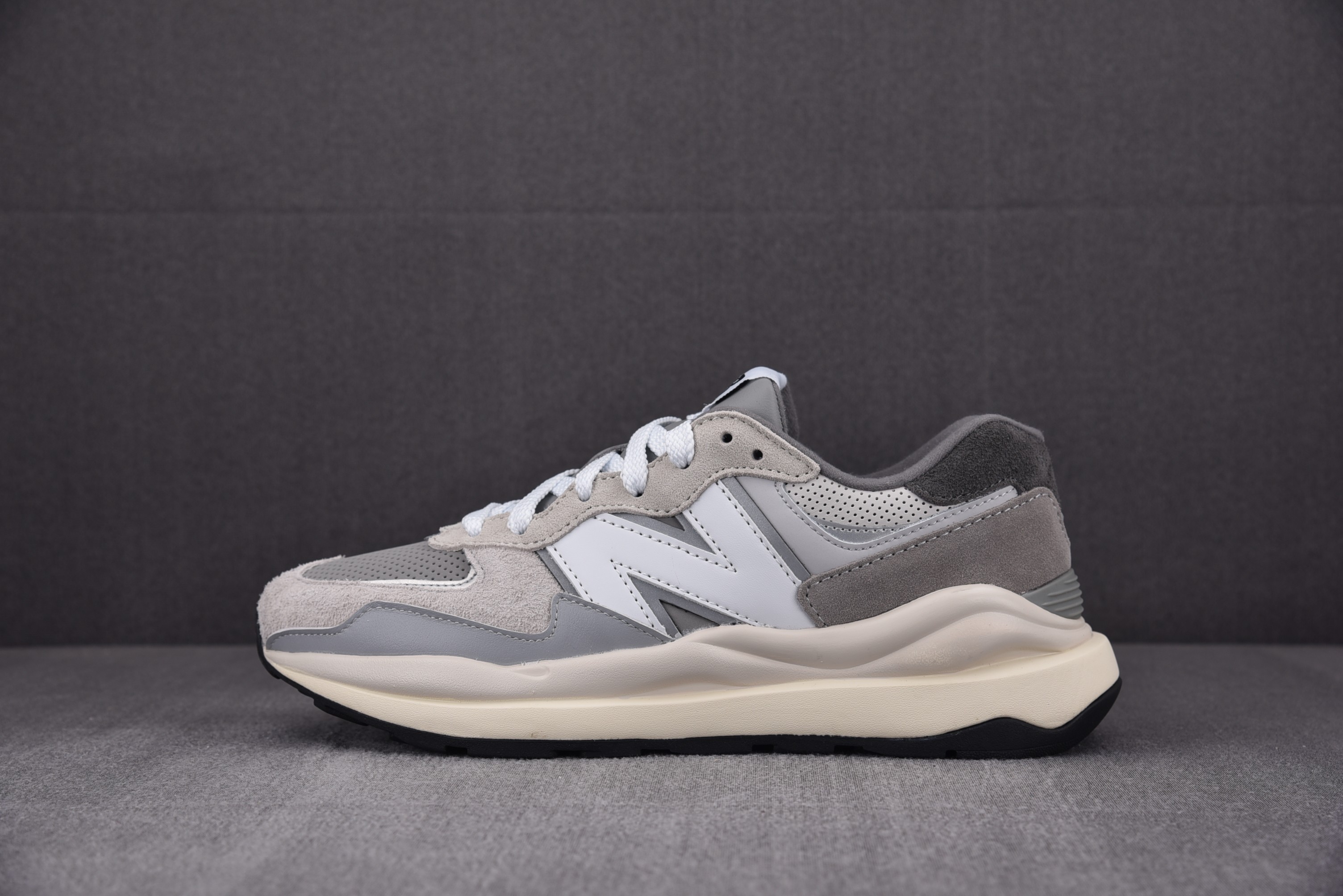 New Balance 57/40 Grey Day