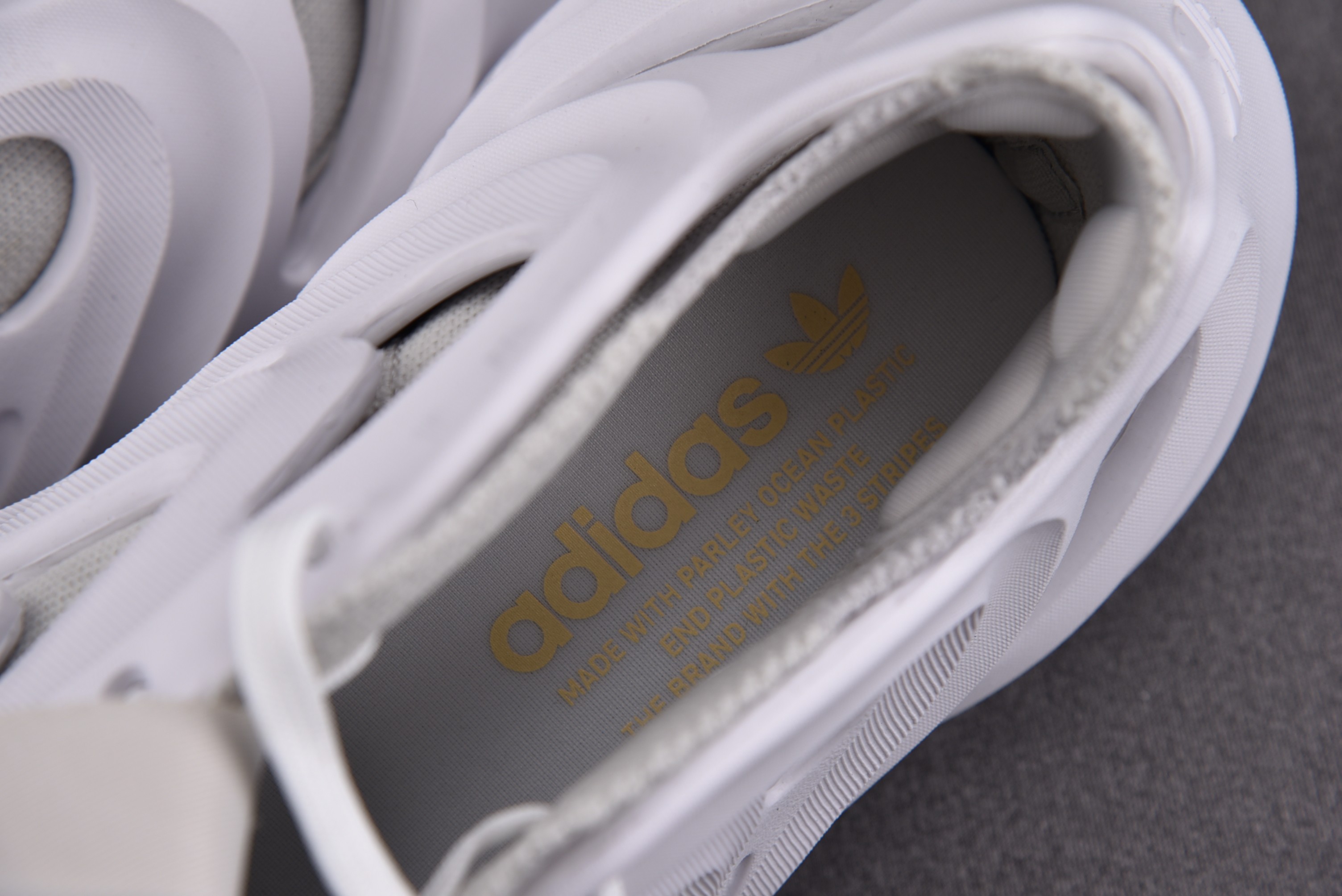 adidas adiFOM Q White Grey