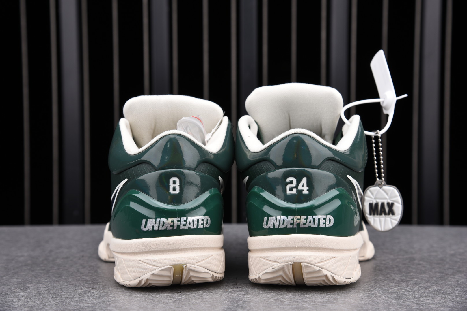 Nike Kobe 4 Protro Undefeated Milwaukee Bucks
