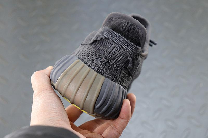 Adidas Yeezy Boost 350 V2 Cinder