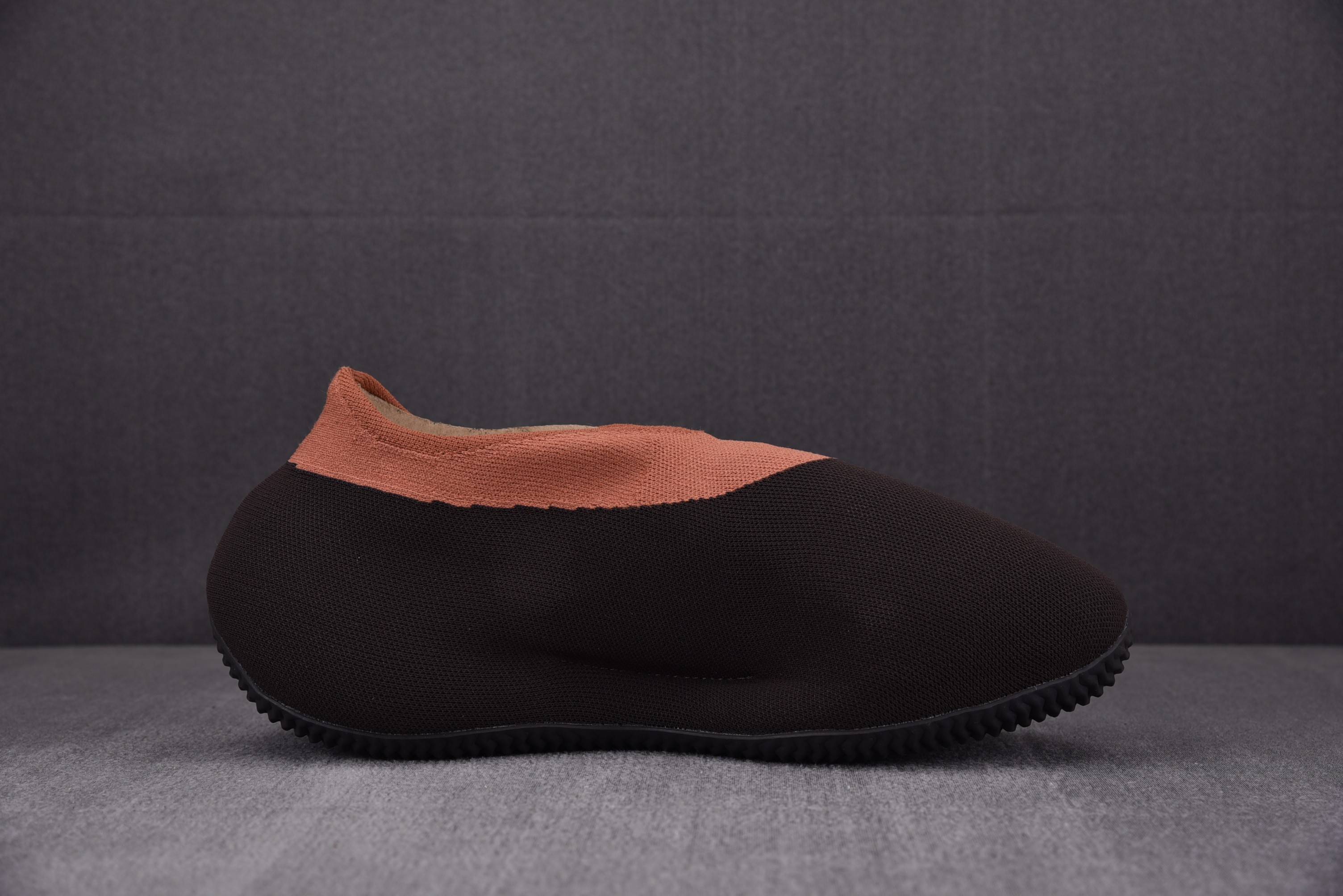 adidas Yeezy Knit RNR Stone Carbon